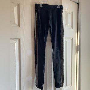 Athleta Girl Black leggings w/Gold Glitter Side Stripes Size L/12
